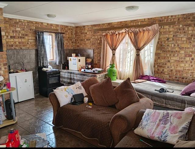 4 BEDROOM HOUSE FOR SALE IN BRACKENDOWNS